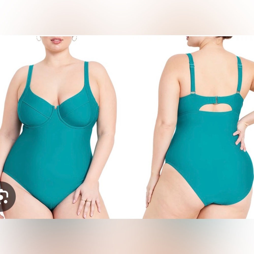 Old Navy Jade Women’s One-Piece Swimsuit